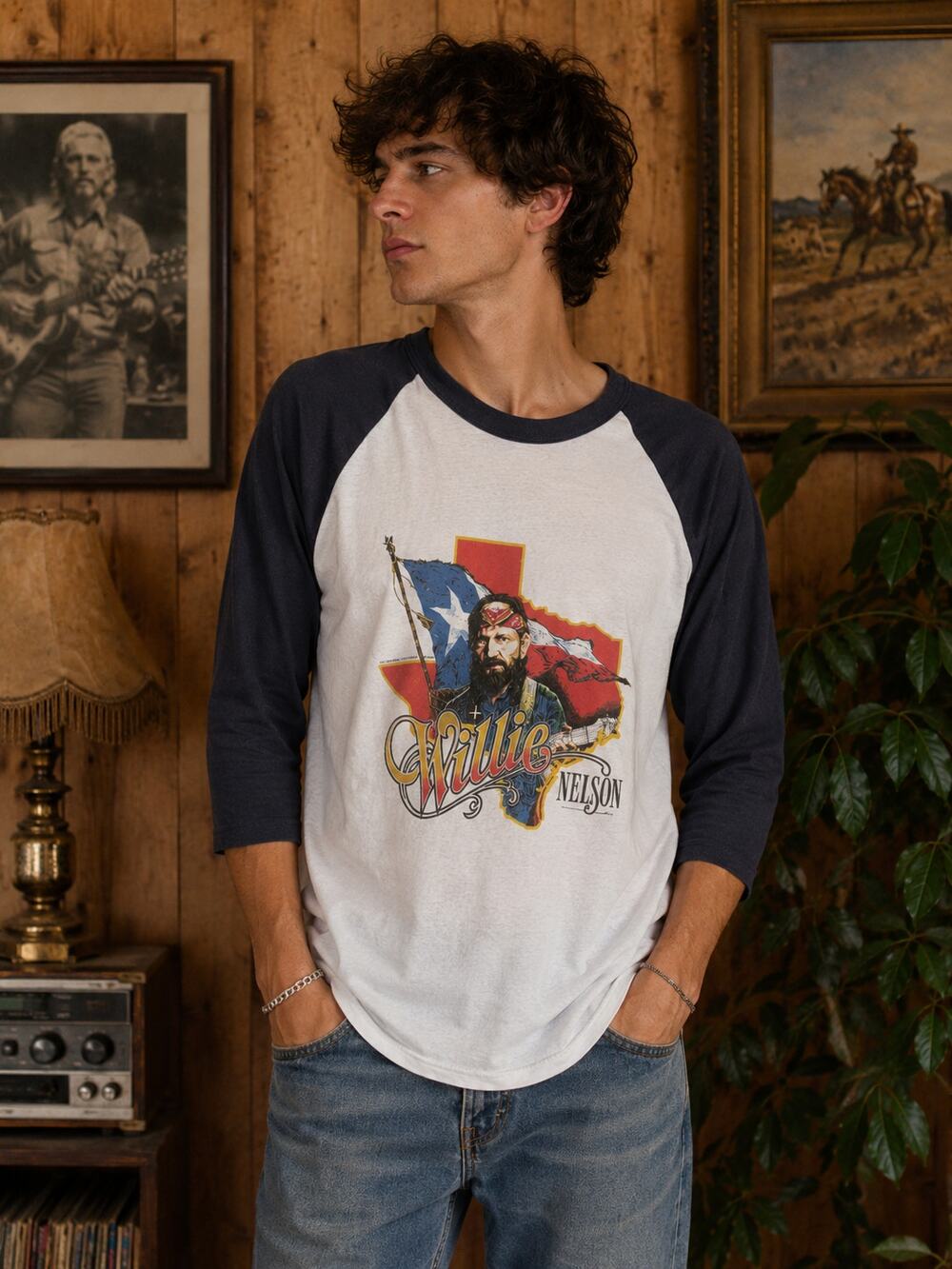 Vintage 1984 Willie Nelson Texas Flag Raglan Concert Tee Medium
